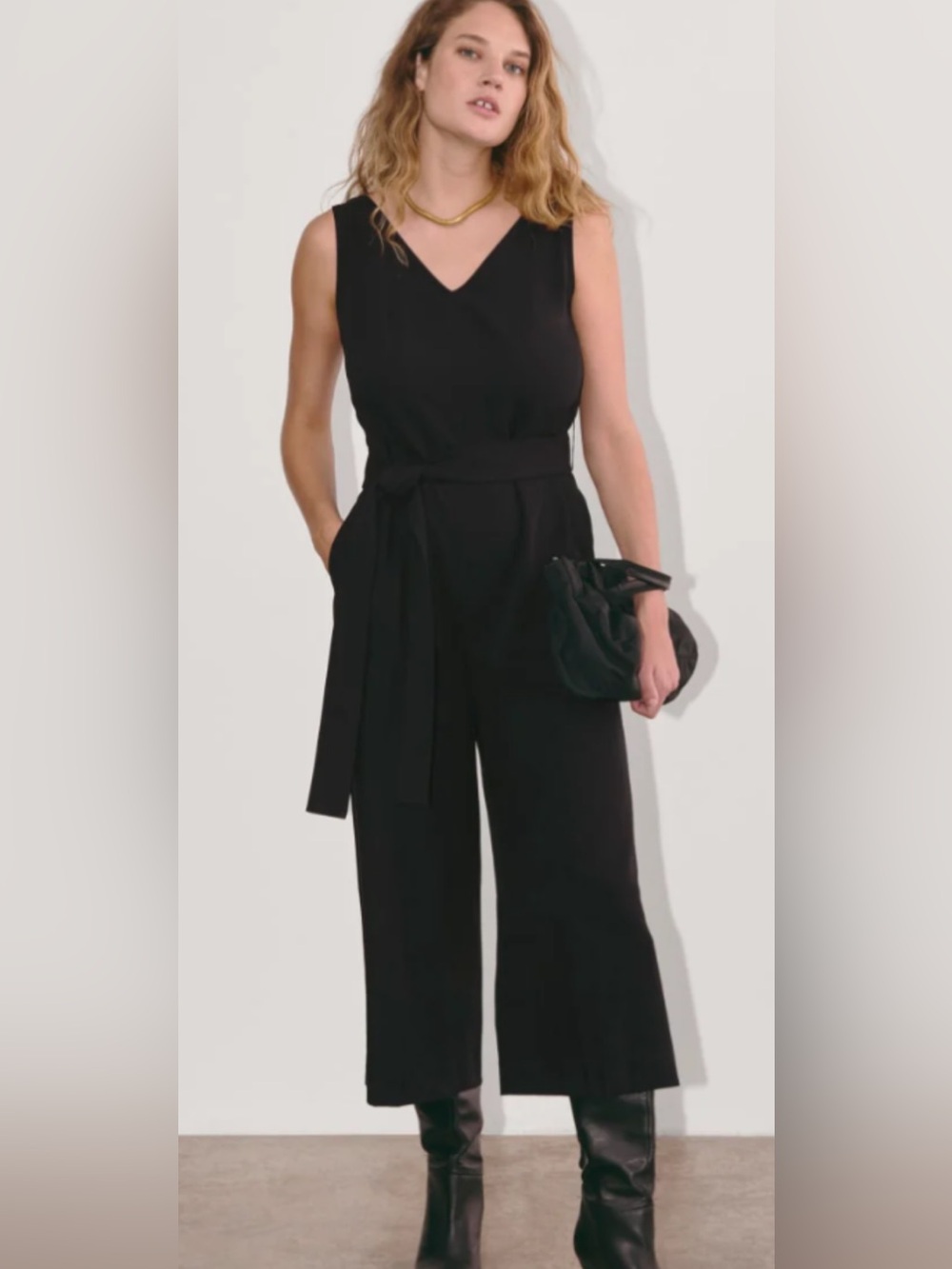 Everlane Black 🖤🔥 Sleeveless V-Neck Wide-Leg Jumpsuit with Waist Tie. Size 8.